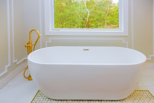 Cost of Tub Renovation Service in Poulsbo